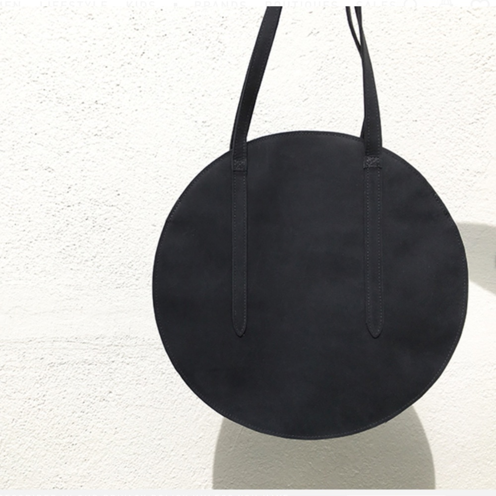 BRAND NEW Hopp Studio Circle Bag in Navy Leather
